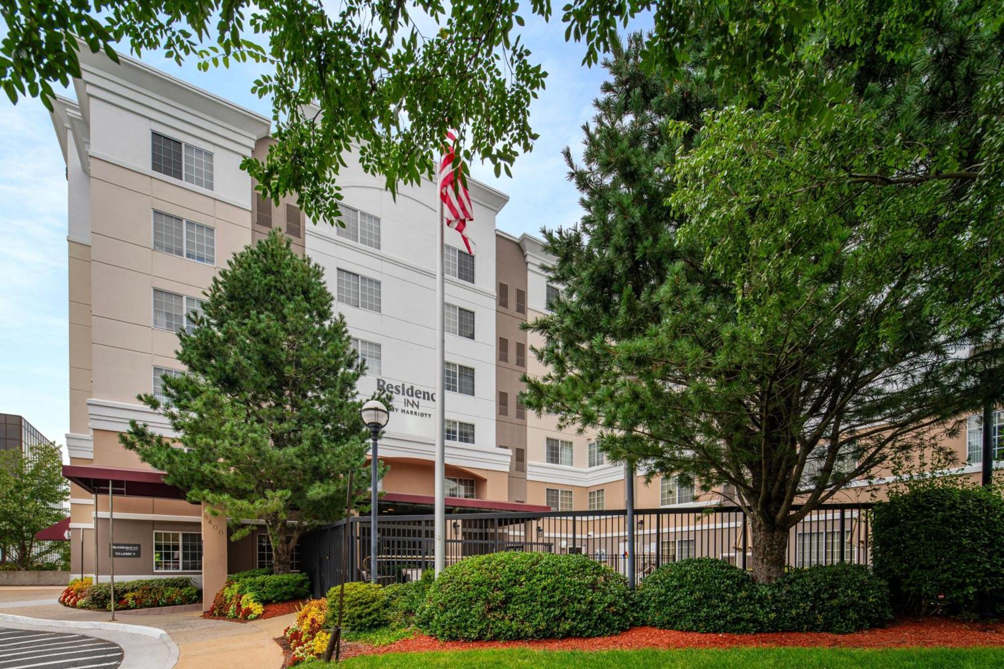 Residence Inn By Marriott Tysons Tysons Corner Exterior foto